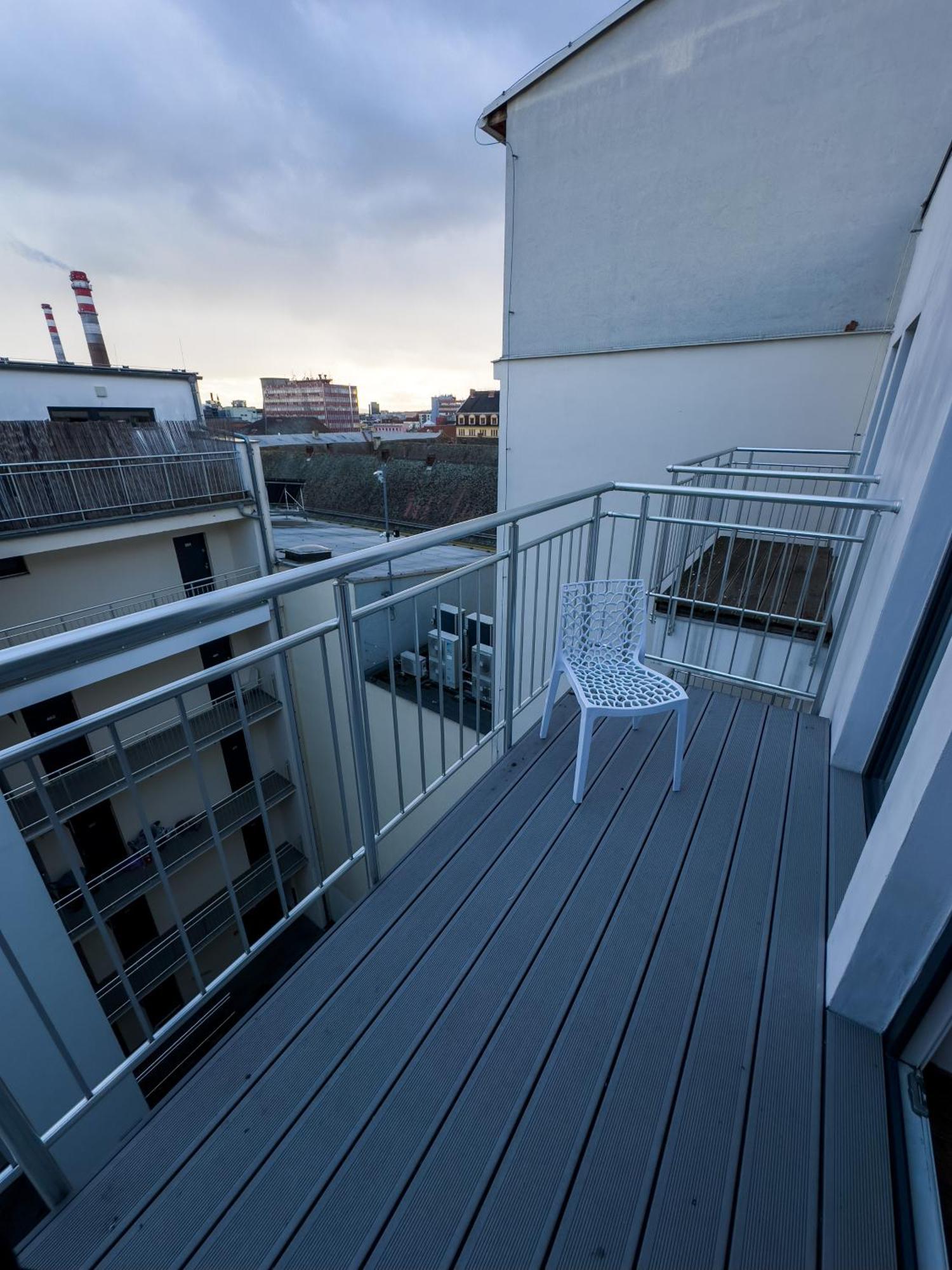 Haas Apartments Downtown With Parking Brno Exterior foto