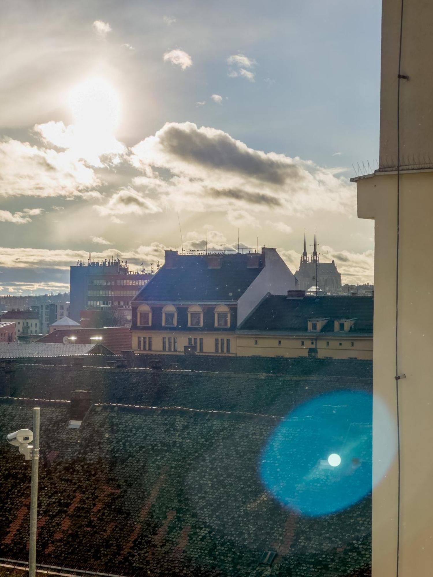 Haas Apartments Downtown With Parking Brno Exterior foto