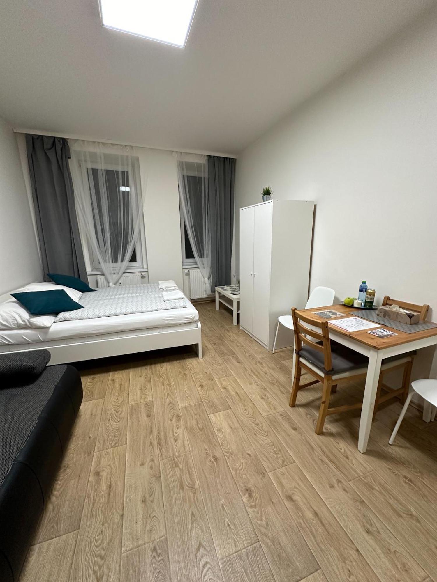 Haas Apartments Downtown With Parking Brno Exterior foto